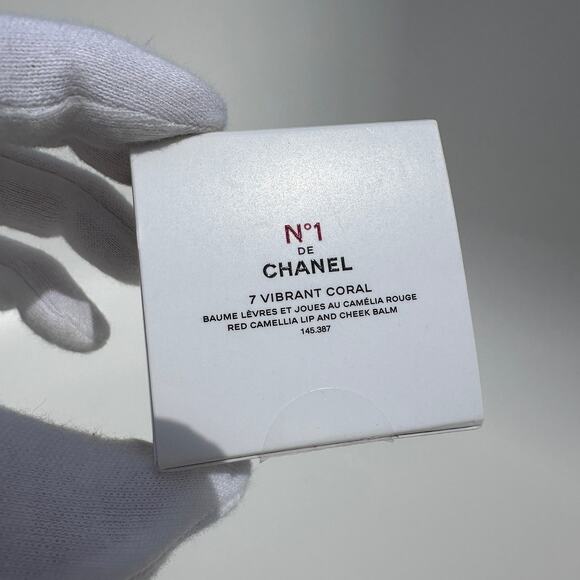 N°1 de Chanel Red Camellia Lip and Cheek Balm New in Box 6.5g #7 Vibrant Coral - Picture 4 of 10